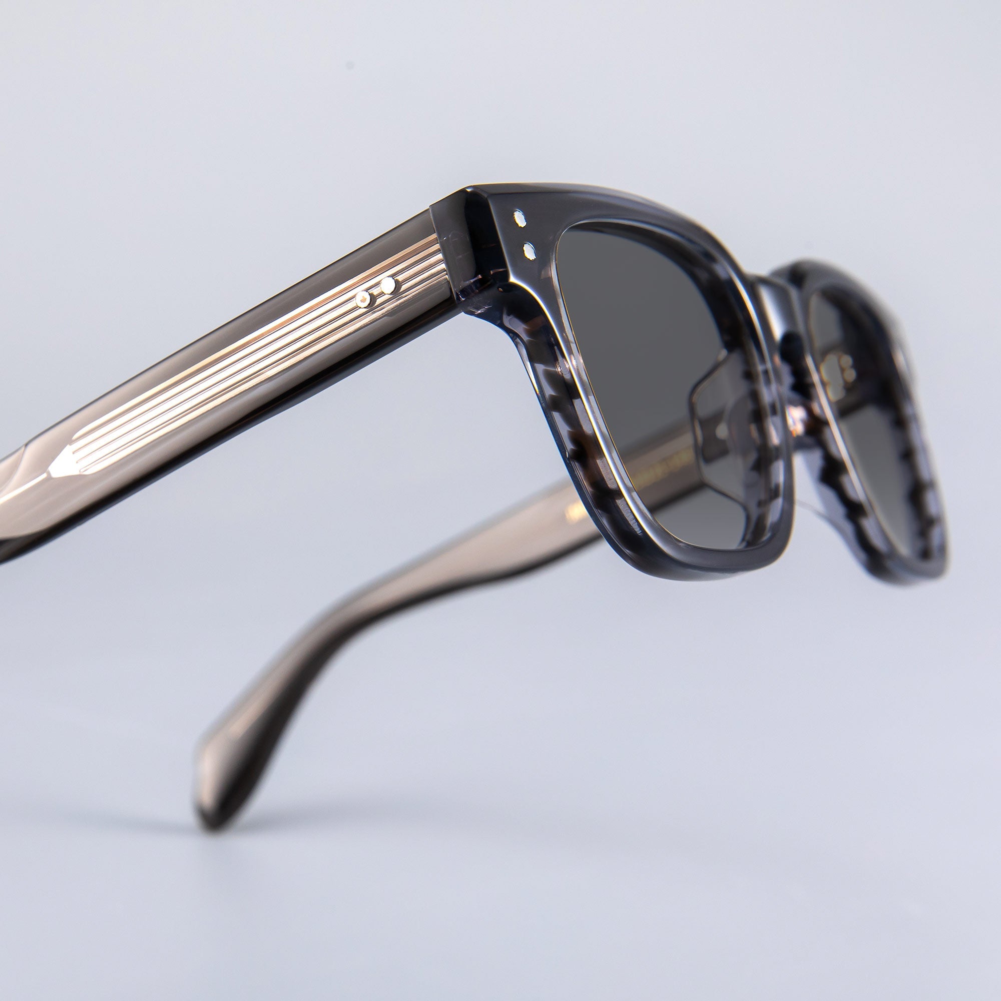 Donahugh-sunglasses-transGrey